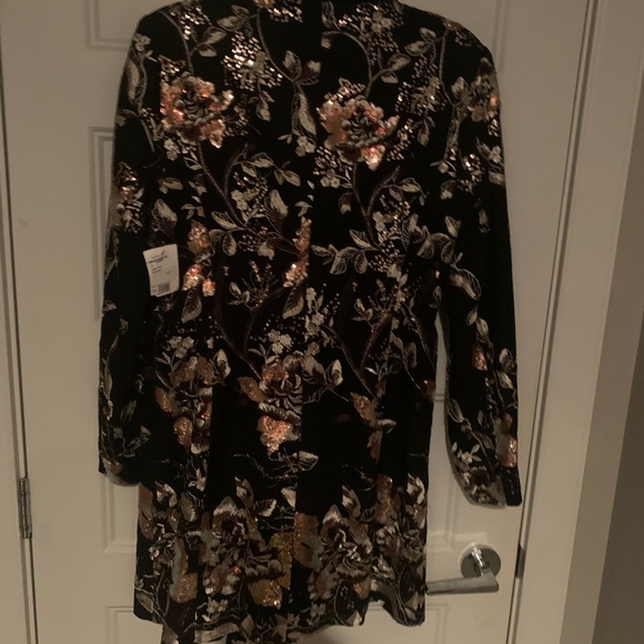 DRESS THE POPULATION Berkley Sequin Bodycon Floral Dress/Jacket - Picture 3 of 7